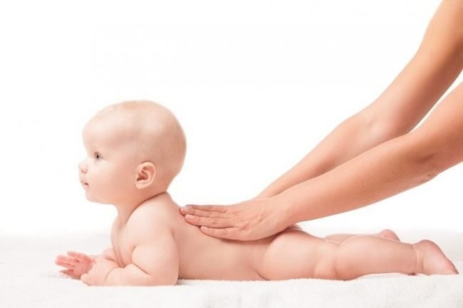 Các kĩ thuật massage cơ bản cho bé mà mẹ nên biết