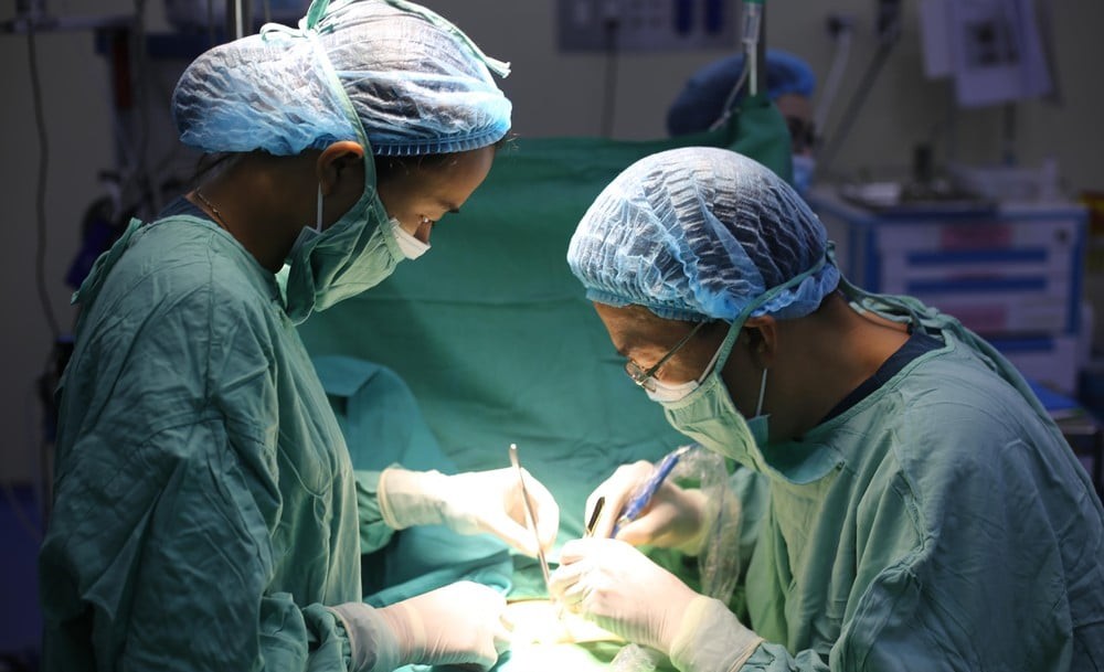 Phẫu thuật sẽ được chỉ định nếu những phương pháp trên không mang lại kết quả trong điều trị