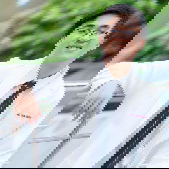 bác sĩ đinh gia khánh
