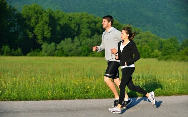 Việc tập luyện thể dục thường xuyên làm tăng sức đề kháng, hạn chế các bệnh lý về tim mạch