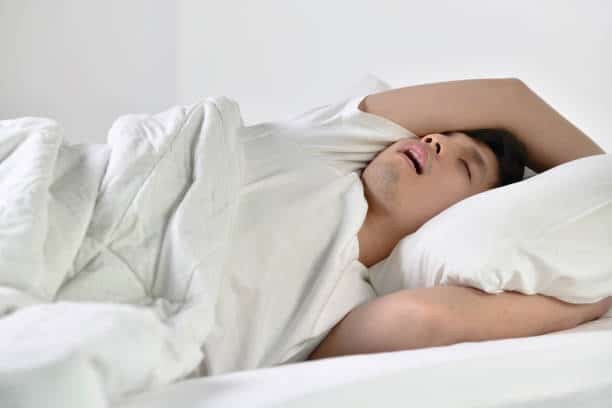 Ngủ ngáy kéo dài có thể gây ngưng thở khi ngủ 