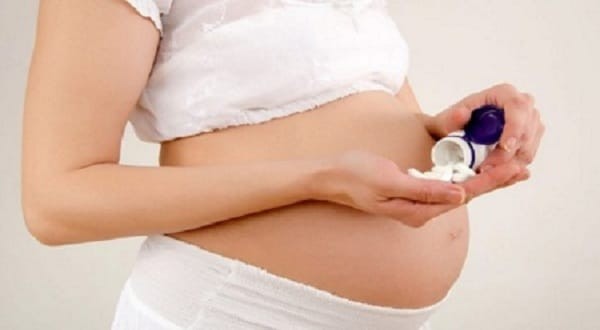 Cần thận trọng khi dùng thuốc cho phụ nữ có thai
