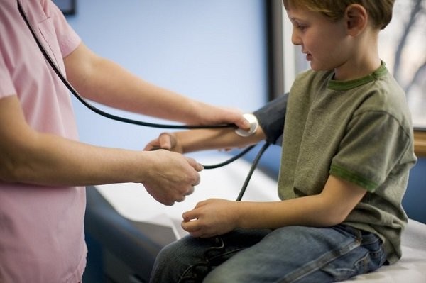 Đo huyết áp ở trẻ em