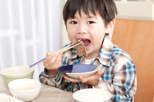 Ăn dặm theo kiểu Nhật giúp trẻ thoải mái hơn