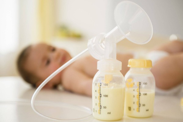 Có một số biện pháp giúp gia tăng lượng sữa cho mẹ