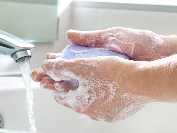 Rửa tay thường xuyên giúp giảm nguy cơ nhiễm MRSA