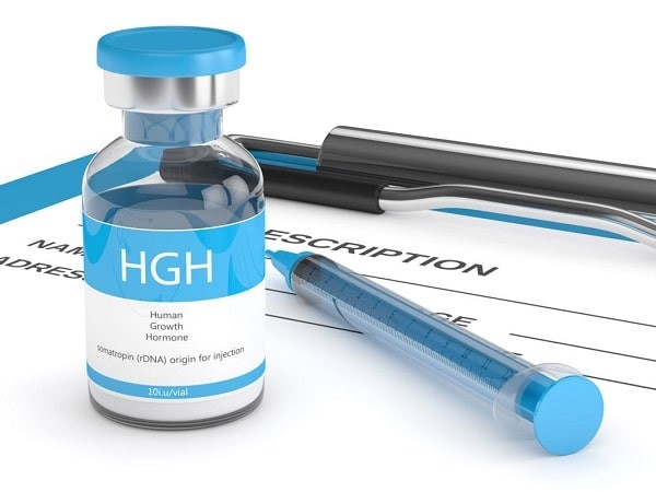 Hormone tăng trưởng (GH) là một trong những liệu pháp điều trị chứng thấp lùn