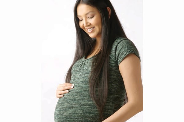Phụ nữ có thai cần dùng thuốc theo chỉ định của bác sĩ