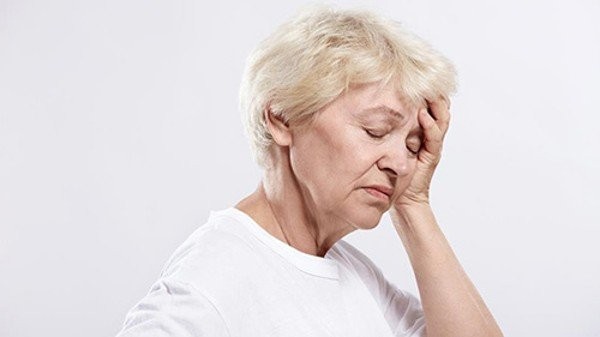Dopegyt có thể gây ra tình trạng ngất ở người cao tuổi nếu dùng quá liều