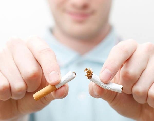 Ngưng hút thuốc lá giúp tăng hiệu quả điều trị nha chu