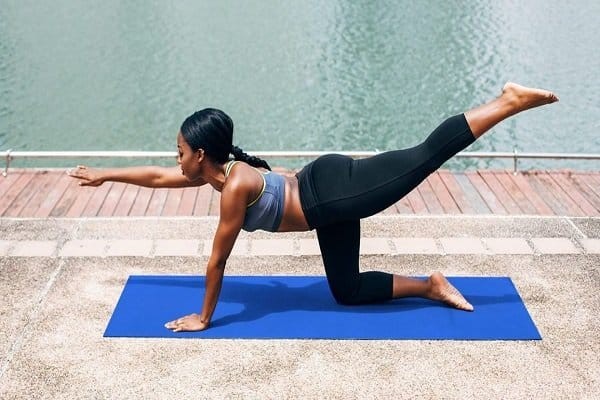 Tập yoga giúp bắp chân thon gọn hơn