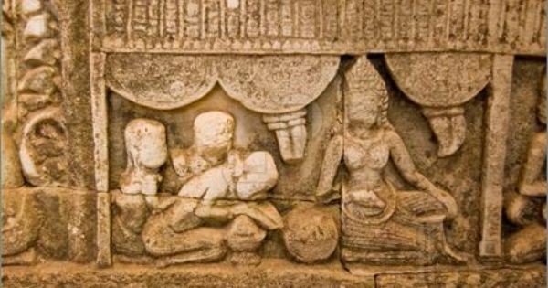 Các tài liệu còn sót lại của nền "y học tình dục" của người Ấn Độ cổ đại đa phần vẫn còn lưu giữ trong các bức phù điêu