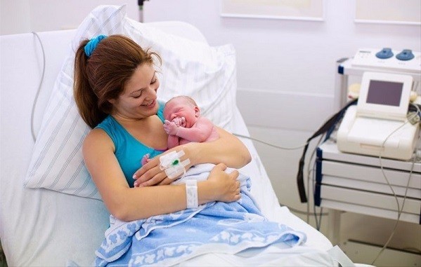 Phương pháp sinh phụ thuộc vào thời điểm mẹ chuyển dạ, tư thế em bé nằm, và điều kiện y tế hiện tại và lựa chọn riêng của mẹ.