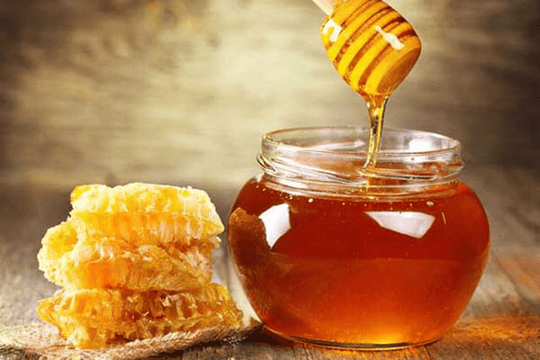 Mật ong giúp giảm ho hiệu quả
