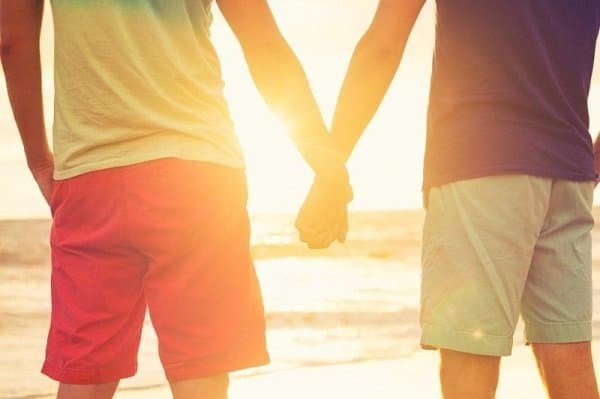 Đồng tính nam là khái niệm diễn tả xu hướng tình dục hoặc tình yêu giữa nam và nam (Ảnh: Internet)