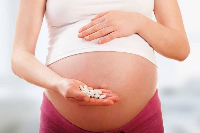 Ultracet có thể gây hại cho thai nhi, gây ra hội chứng cai nghiện ở trẻ sơ sinh.