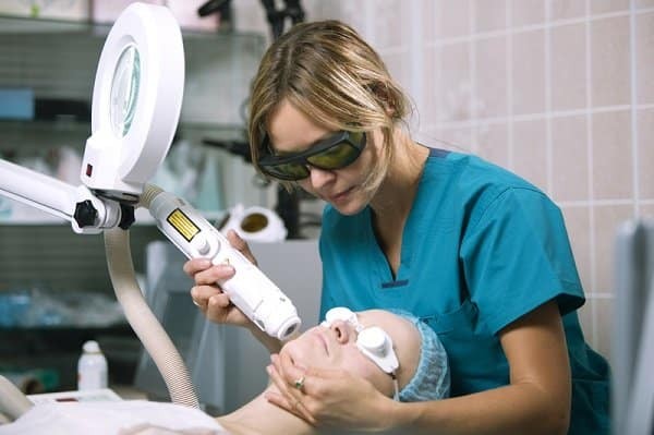 Công nghệ laser trị sẹo