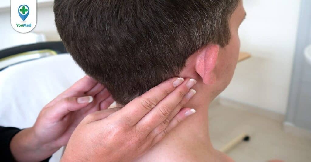 Nổi hạch sau tai là dấu hiệu tiềm ẩn bệnh lý nguy hiểm nào?