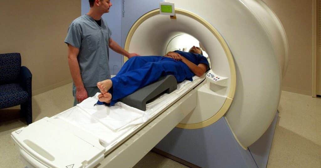MRI là một trong những phương pháp chuẩn đoán điều trị ung thư tuyến tiền liệt