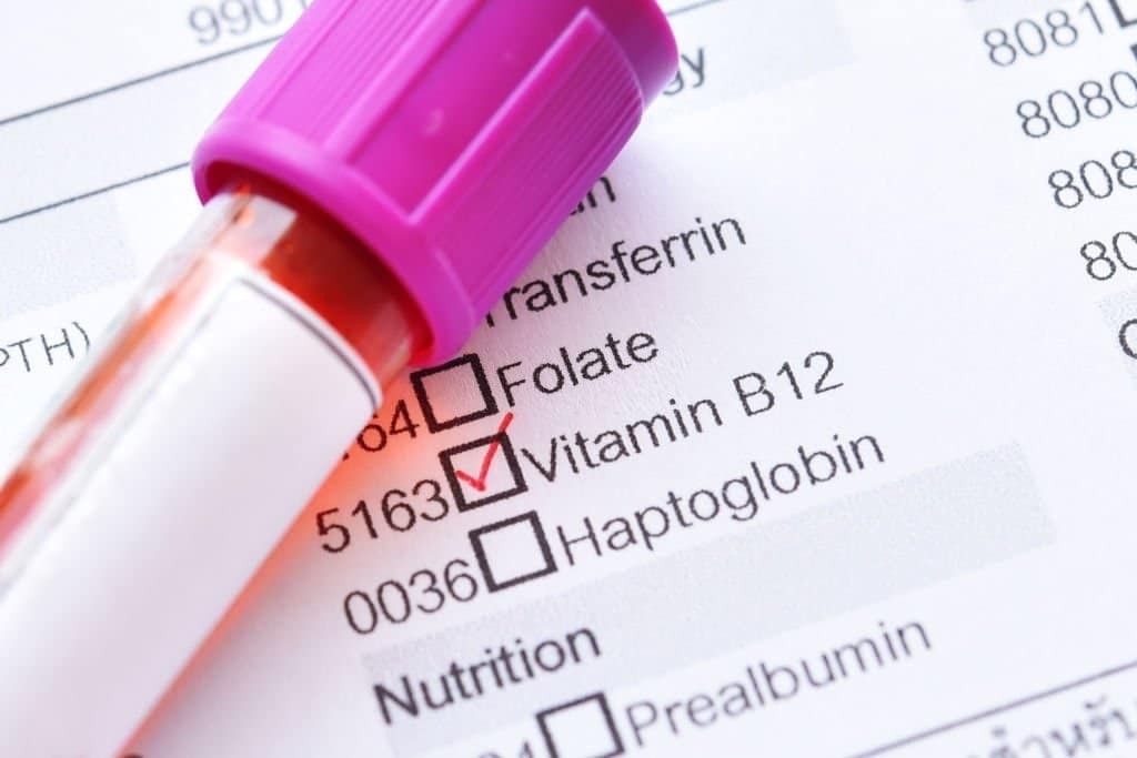 Thừa axit folic có thể khiến việc thiếu vitamin B12 không được phát hiện kịp thời