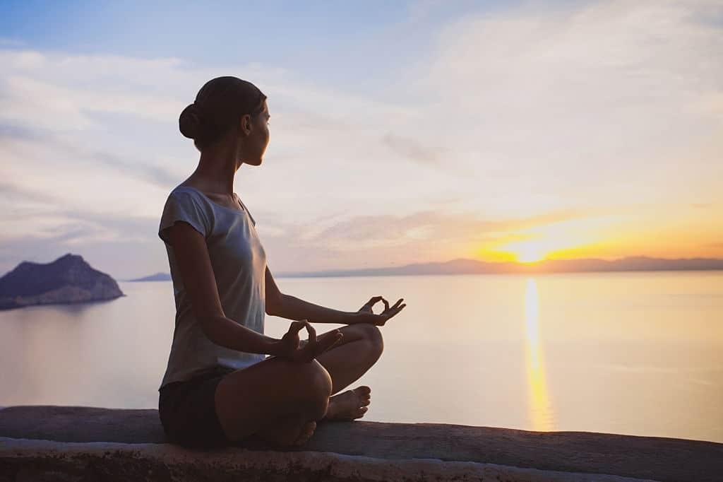 Thiền tập như là một liều thuốc bổ cho tinh thần, cách giảm stress hiệu quả
