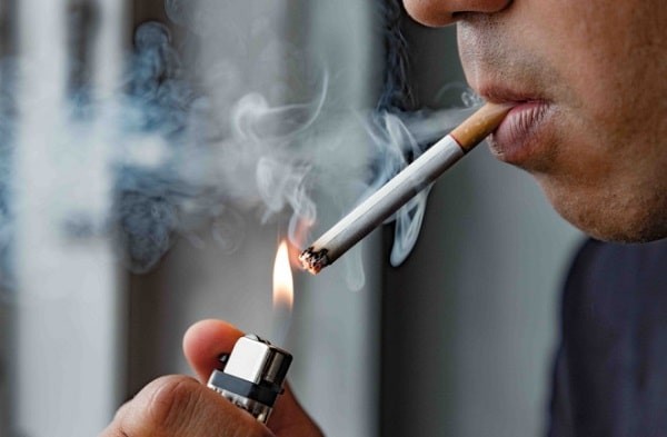 Hút thuốc lá là một trong những yếu tố nguy cơ phổ biến nhất gây ung thư