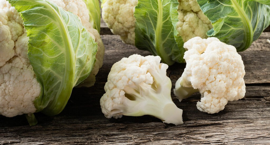 Bông cải trắng là nguồn nguyên liệu tươi mới, có giá trị dinh dưỡng cao.
