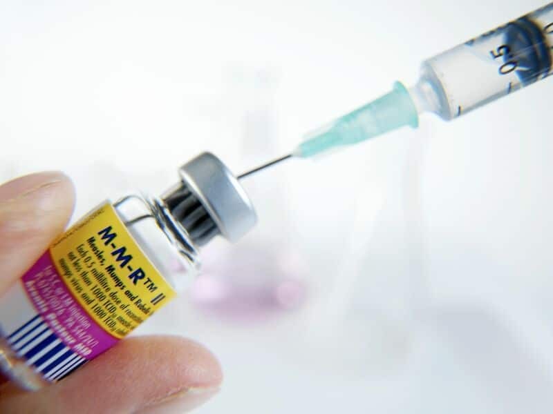 Vắc-xin MMR II giúp phòng ngừa bệnh sởi, quai bị, rubella