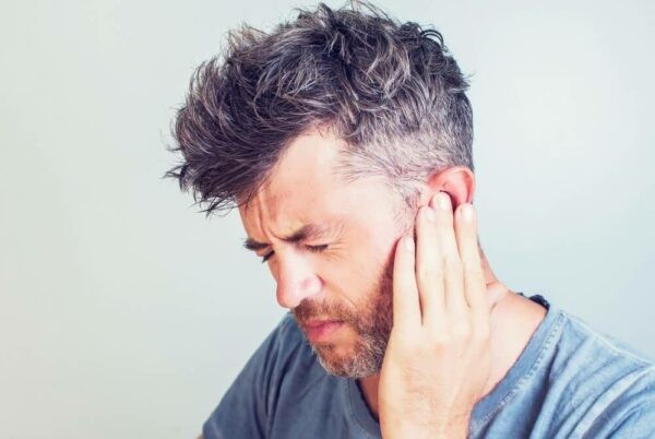 Châm cứu cũng là một trong những biện pháp giúp điều trị ù tai được nhiều người áp dụng…