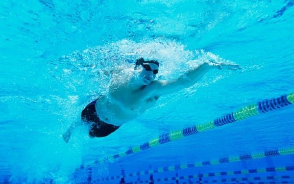Bơi lội còn giúp cải thiện hệ hô hấp