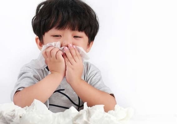 Nhiễm trùng đường hô hấp trên ở trẻ là gì?