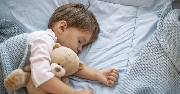 Giấc ngủ ảnh hưởng đến chiều cao của mọi lứa tuổi