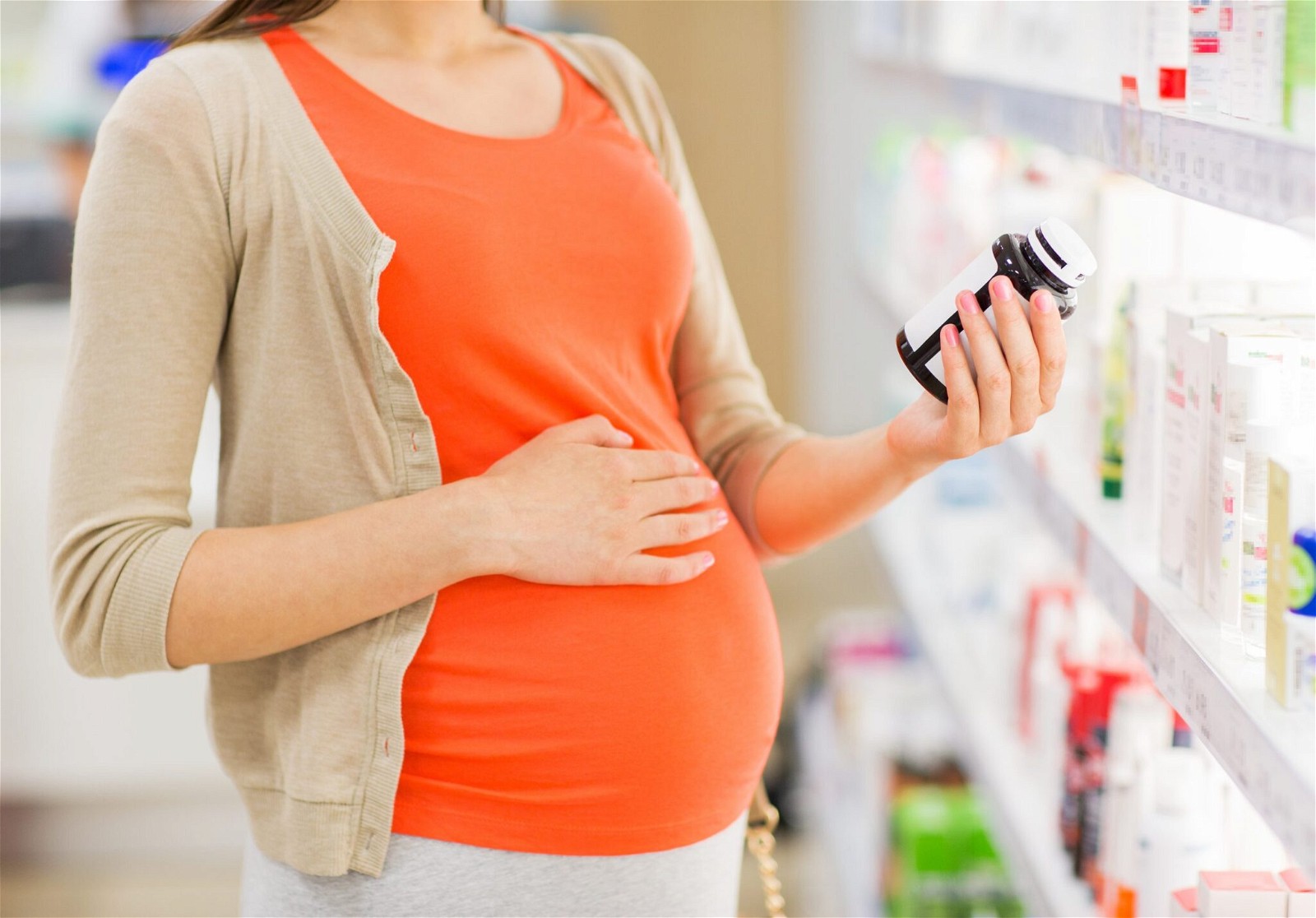 Bổ sung thêm vitamin có thể khiến mẹ bầu bị tiêu chảy