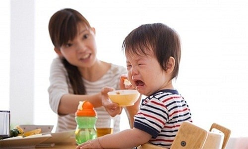 Men tiêu hóa Biolactovin Kinmac thường được sử dụng để cải thiện tình trạng biếng ăn ở trẻ