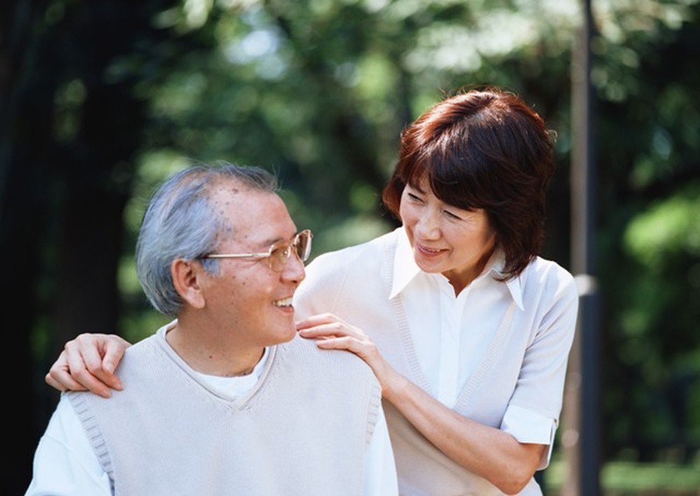Phụ nữ và đàn ông cao tuổi cần xét nghiệm mỡ máu thường xuyên hơn bình thường