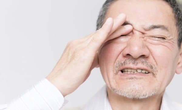 Thuốc Azargra có thể gây rối loạn thị giác