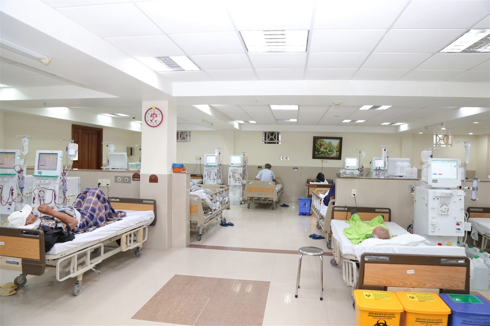 Bệnh viện Đa khoa Hồng Đức 3 với trang thiết bị y tế hiện đại, không gian thoáng mát