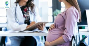 Bác sĩ giải đáp: Cao huyết áp có sinh thường được không?