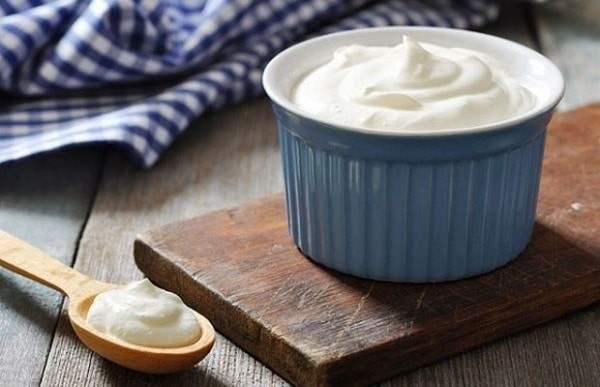 Sữa chua Hy Lạp - thực phẩm bổ sung protein cho người mới nhổ răng