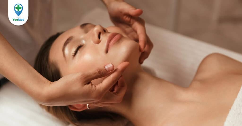 Các loại tinh dầu massage mặt và lợi ích đối với làn da