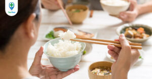 Người bệnh tiểu đường có thể ăn cơm trắng không? Tiểu đường ăn gì thay cơm trắng?