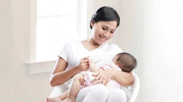 Phụ nữ mang thai hoặc cho con bú không được sử dụng Tamoxifen Sandoz