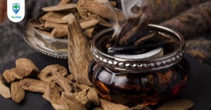 Tinh dầu trầm hương: giá trị thực sự của loại tinh dầu đắt đỏ